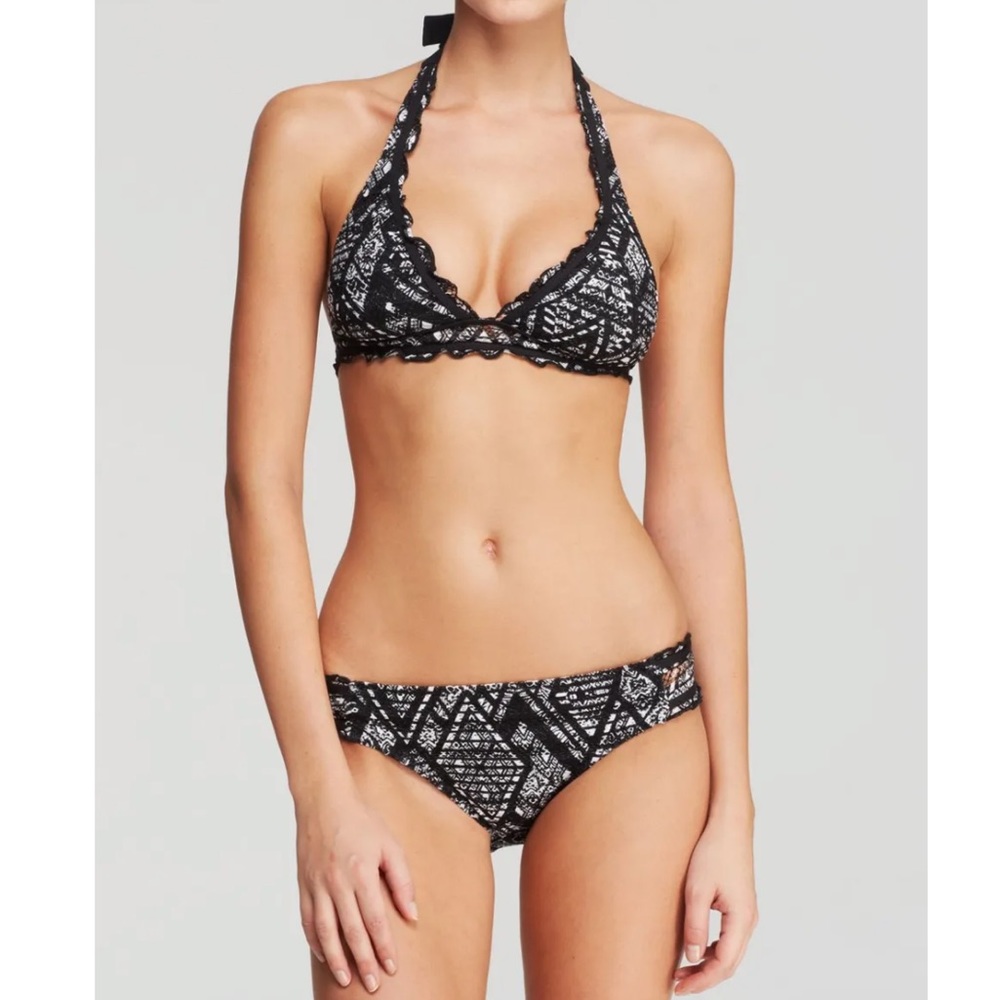 BECCA Virtue M bikini swimsuit black white african beat 2 PC halter